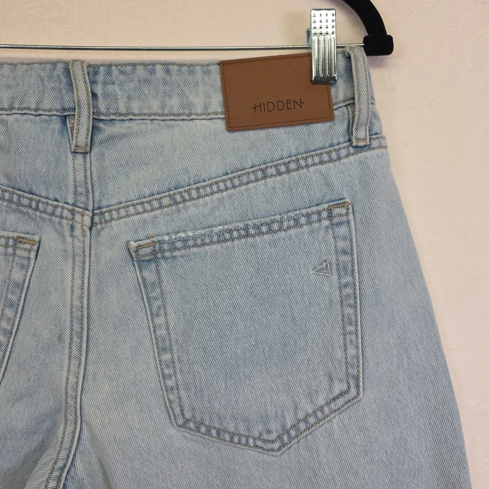 Y2K Hidden Denim Shorts Womens XS Light Wash Distressed Baggy Grunge Skater Edgy